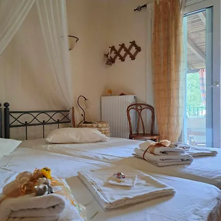 Guest house Xenios *